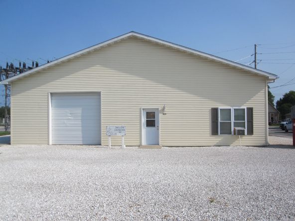 501 E Spruce St, Jerseyville, IL 62052